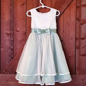 Formal Holiday Girls Dress Size 5